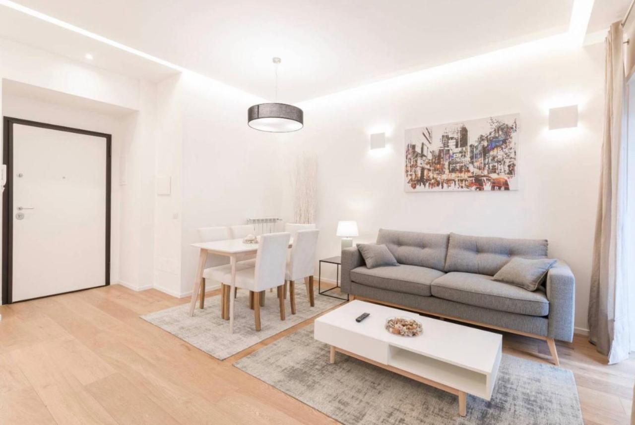 Appartamento Lovely flat in Piazza Morosini Roma Esterno foto