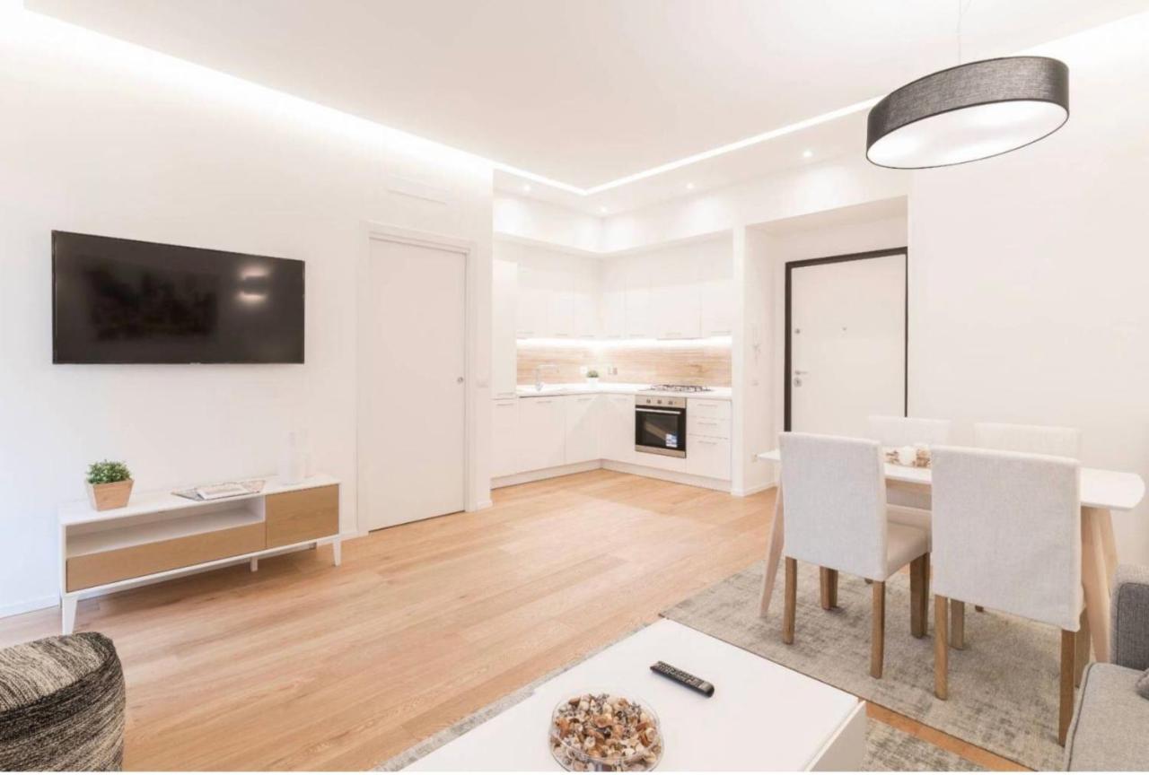 Appartamento Lovely flat in Piazza Morosini Roma Esterno foto
